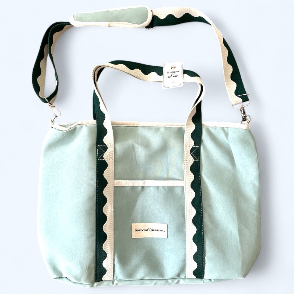 New with Tags Business & Pleasure Co. Cooler Tote Bag Light Blue - Picture 2 of 12